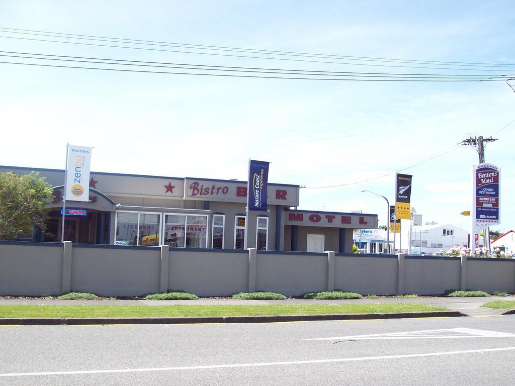 Bentons Motel Levin Exterior foto